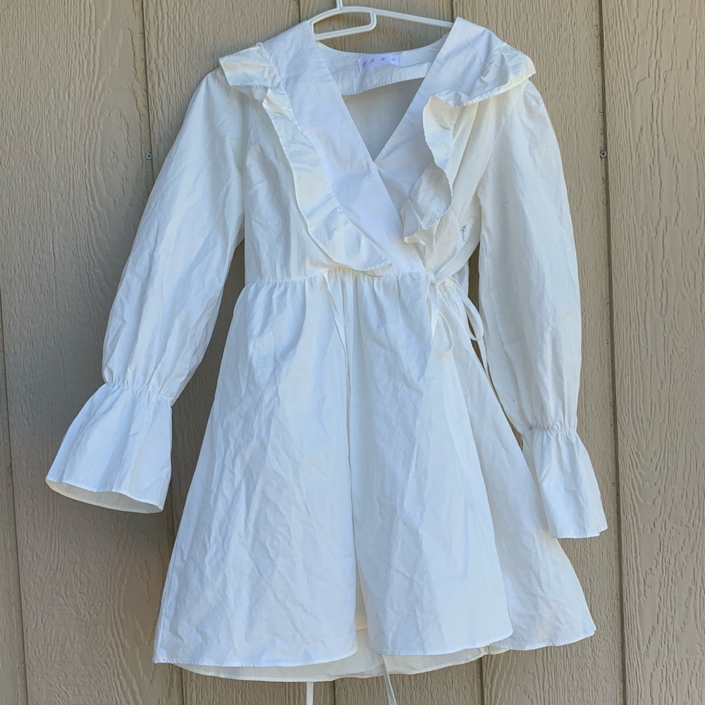 Preppy white minidress🤍